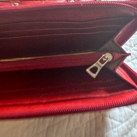 Wallet - Picture 6 of 16